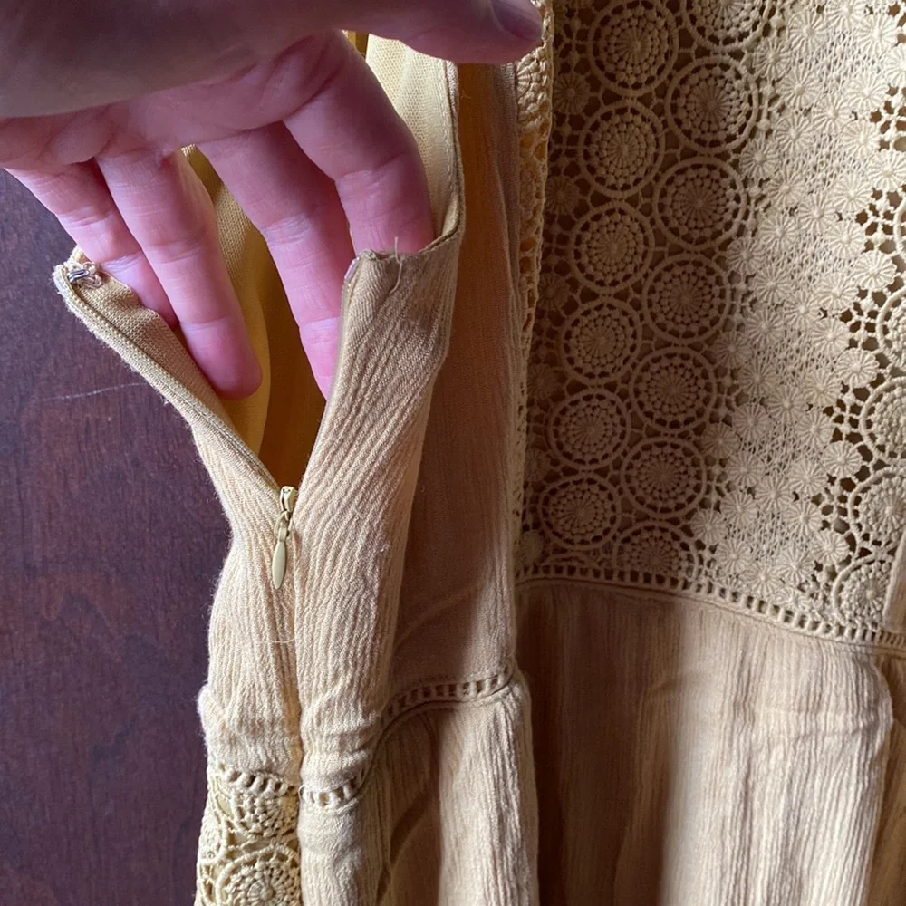 Doe & Rae Dress - Picture 6 of 15